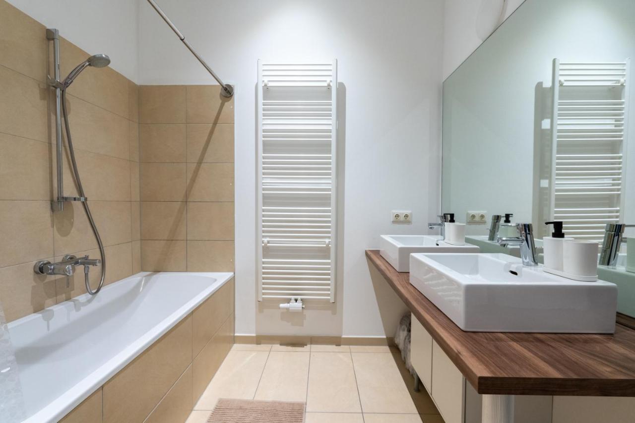 Central Two Bedroom Apartment Vienna Luaran gambar