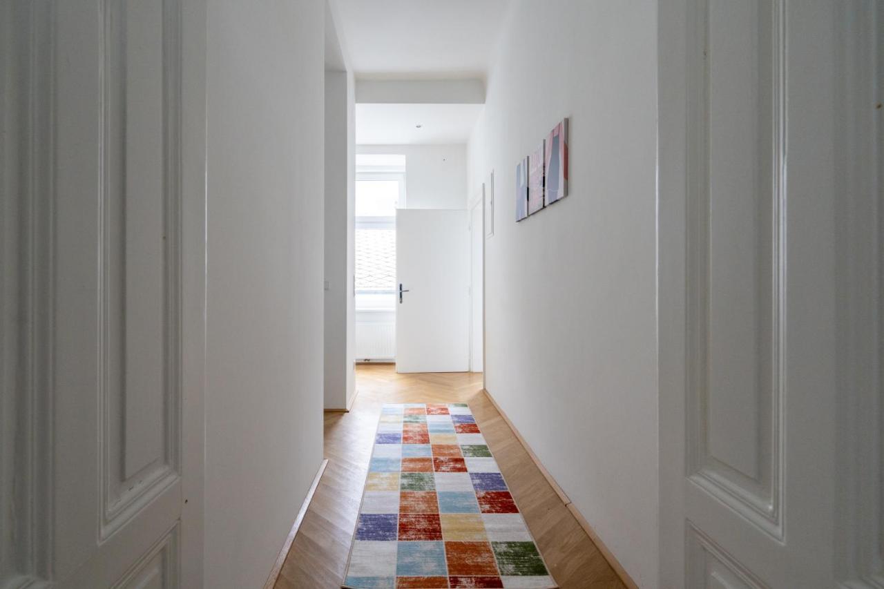 Central Two Bedroom Apartment Vienna Luaran gambar