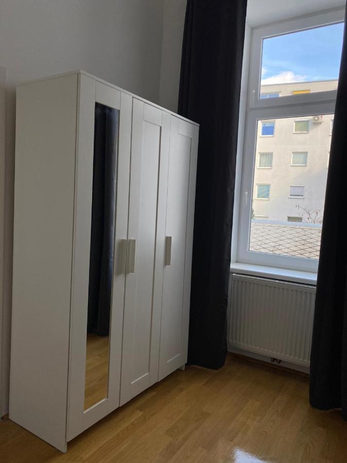Central Two Bedroom Apartment Vienna Luaran gambar